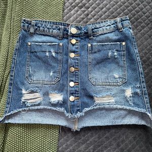 Medium Distressed Denim Skirt with Front/back Pockets